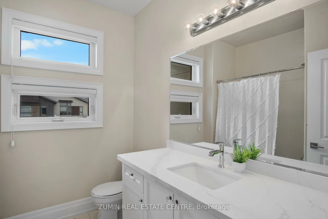 39, Lyle, Credit Valley, Brampton