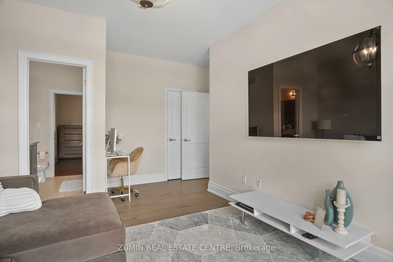 39, Lyle, Credit Valley, Brampton
