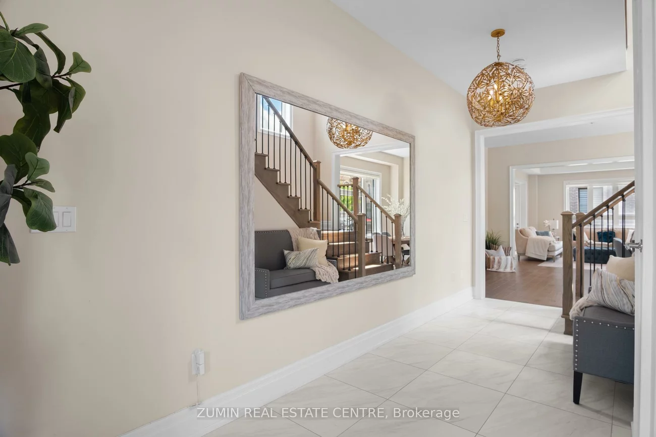 39, Lyle, Credit Valley, Brampton