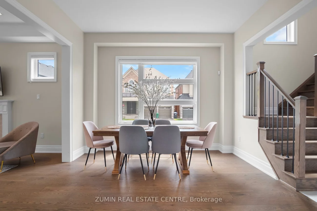 39, Lyle, Credit Valley, Brampton
