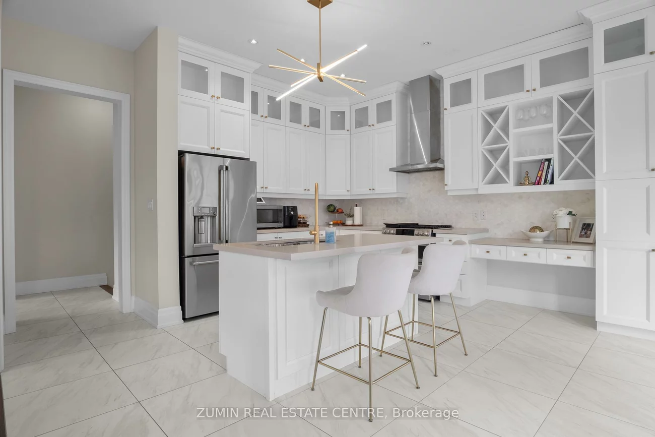 39, Lyle, Credit Valley, Brampton