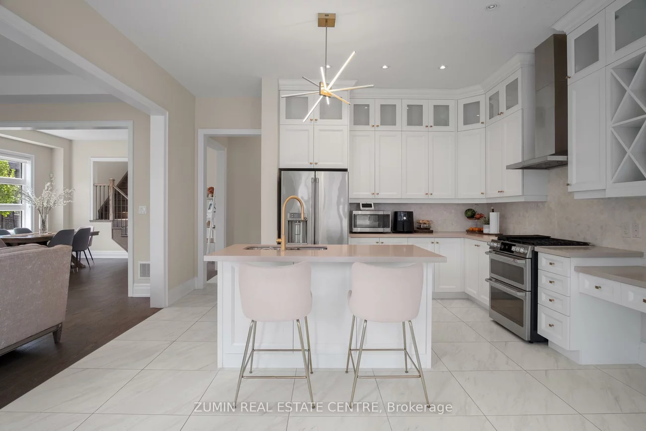 39, Lyle, Credit Valley, Brampton
