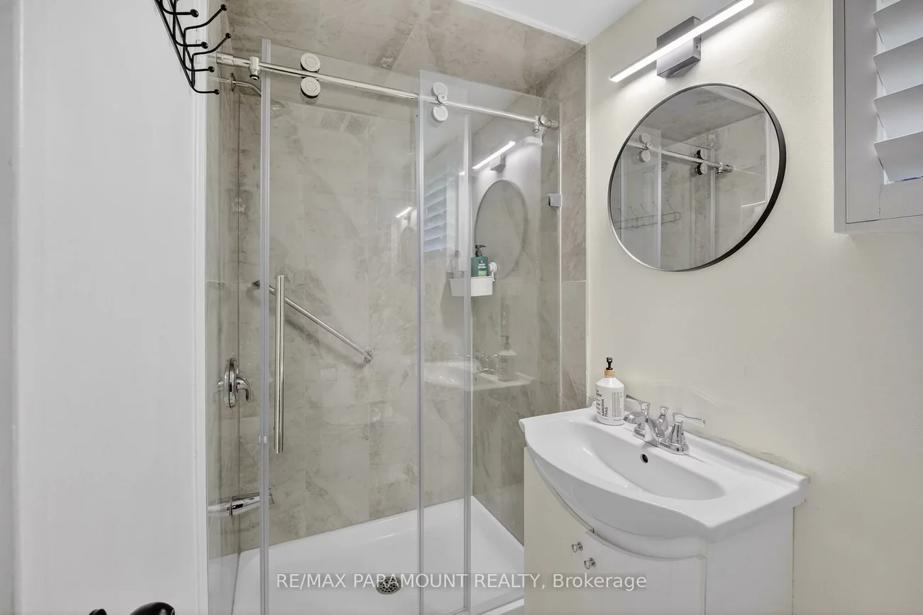 32, Fanshawe, Heart Lake West, Brampton