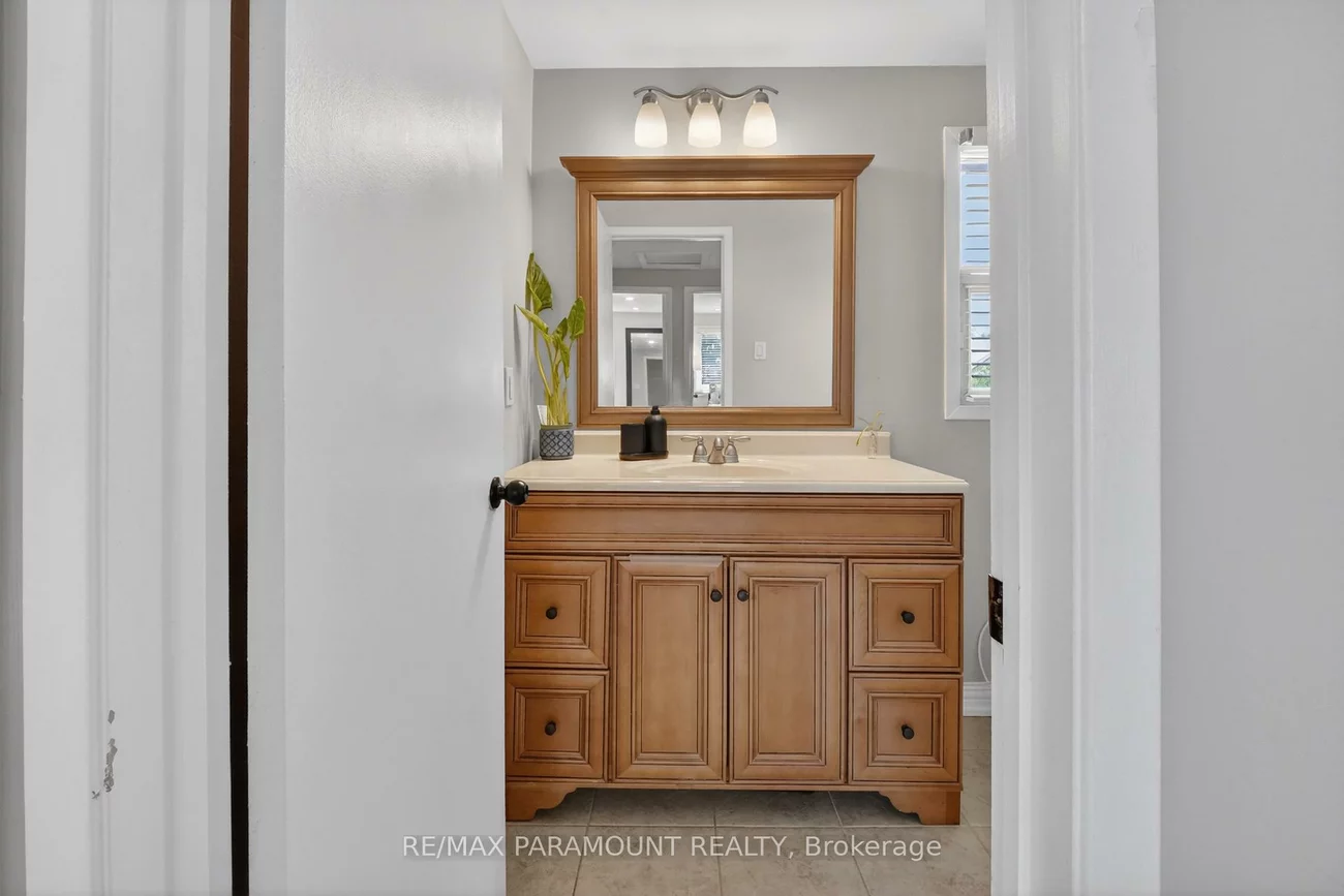 32, Fanshawe, Heart Lake West, Brampton