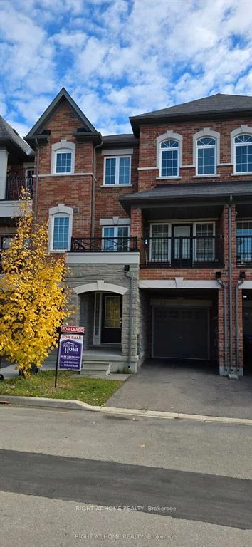 27, Shiff, Heart Lake East, Brampton