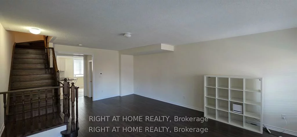 27, Shiff, Heart Lake East, Brampton