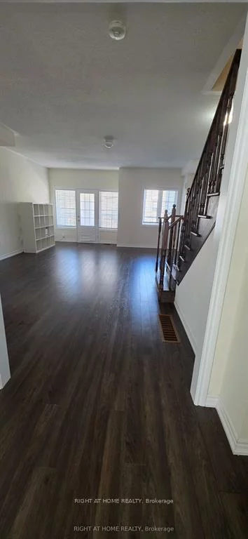 27, Shiff, Heart Lake East, Brampton