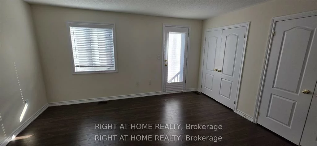 27, Shiff, Heart Lake East, Brampton