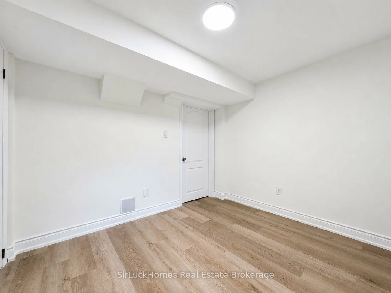 78, Starhill, Sandringham-Wellington, Brampton