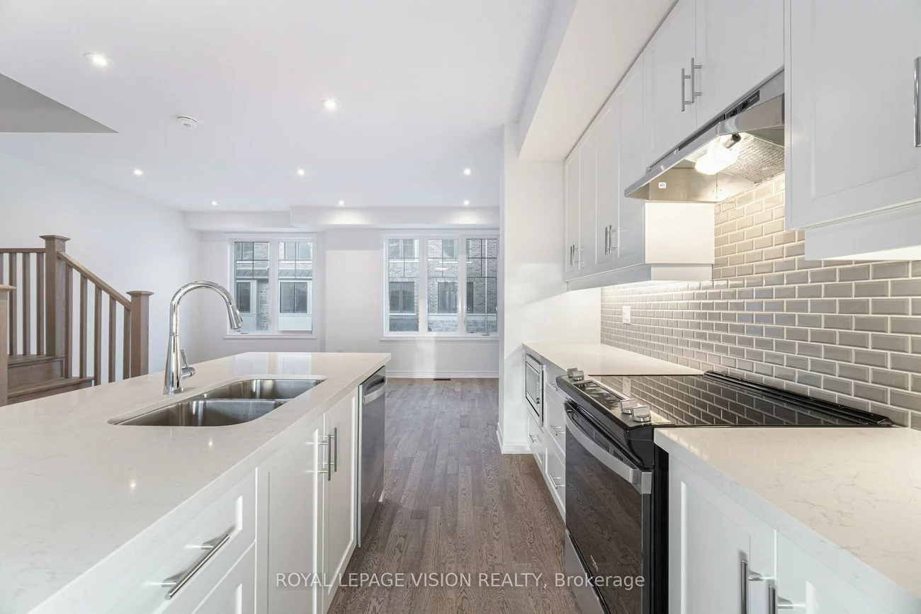 50, Folcroft, Credit Valley, Brampton