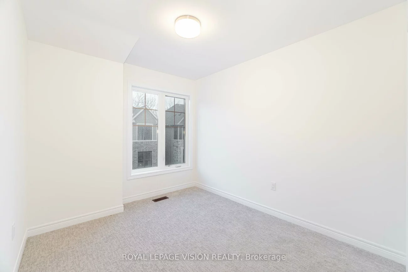 50, Folcroft, Credit Valley, Brampton