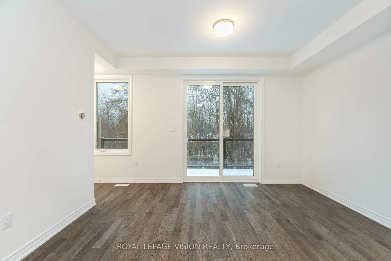 60, Folcroft, Credit Valley, Brampton