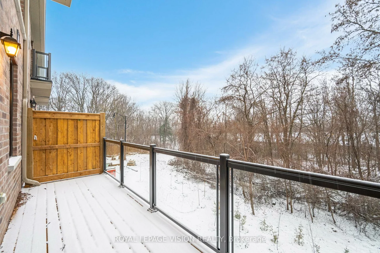 60, Folcroft, Credit Valley, Brampton