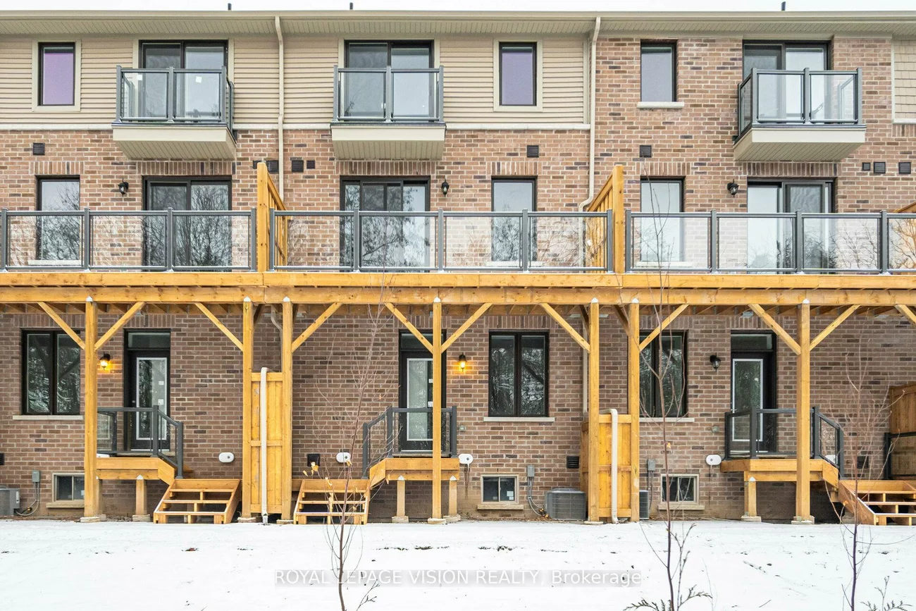 60, Folcroft, Credit Valley, Brampton