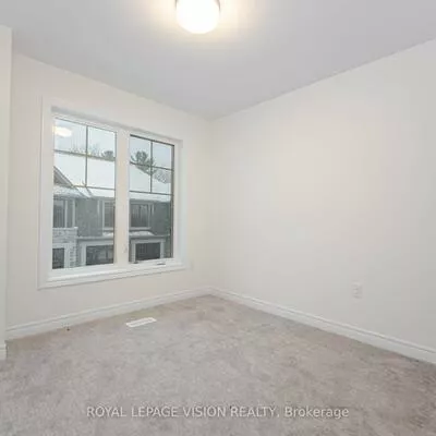 60, Folcroft, Credit Valley, Brampton