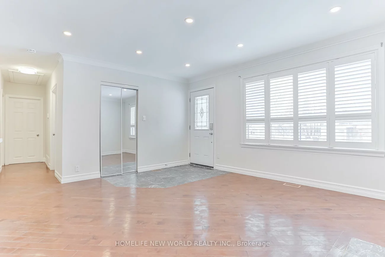 3, Erlesmere, Brampton East, Brampton