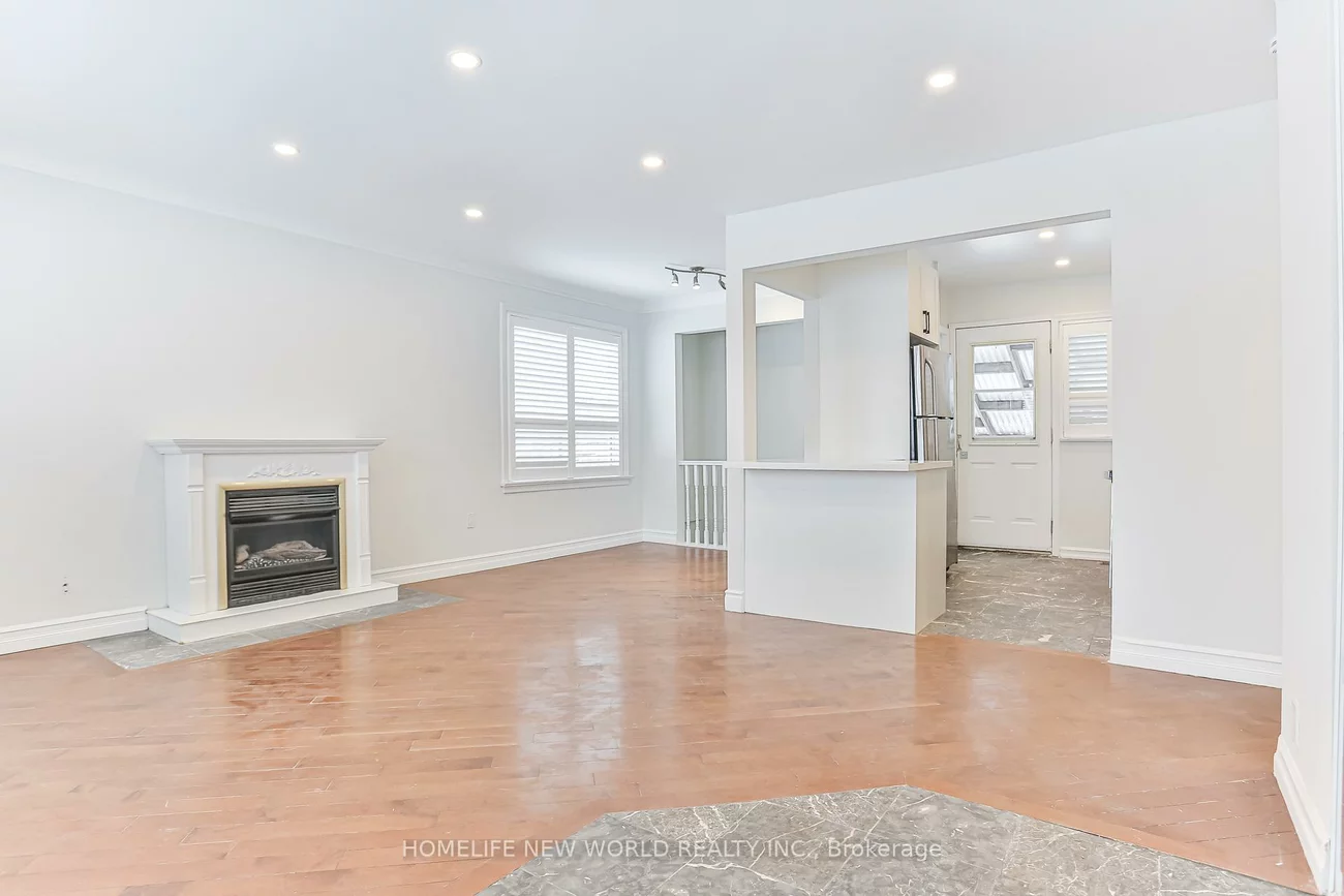 3, Erlesmere, Brampton East, Brampton