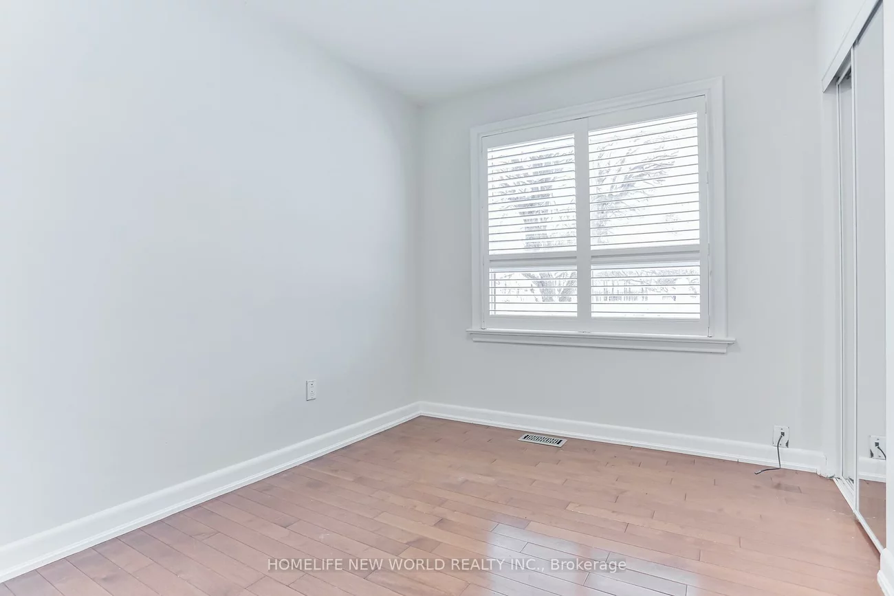 3, Erlesmere, Brampton East, Brampton