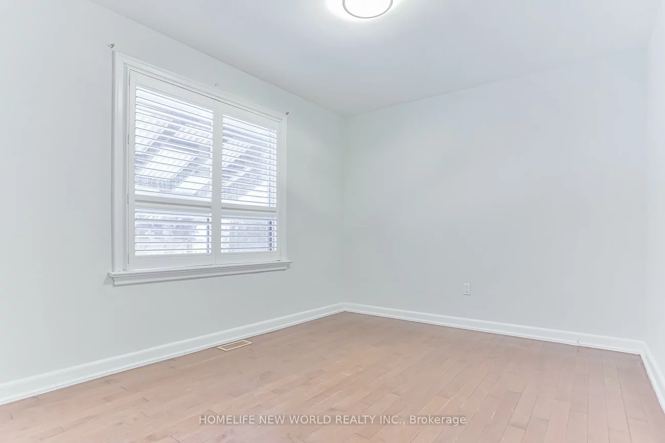 3, Erlesmere, Brampton East, Brampton