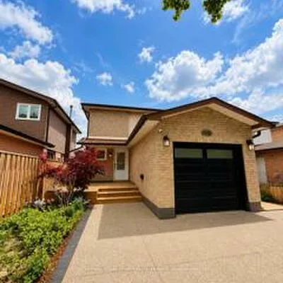 45, Vodden, Downtown Brampton, Brampton
