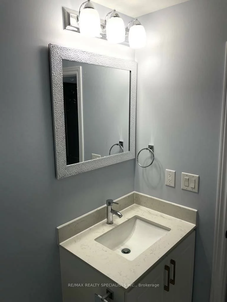 14, Forsyth, Credit Valley, Brampton