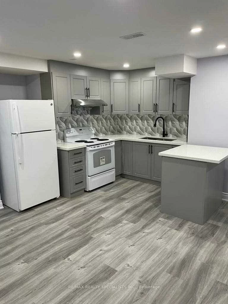 14, Forsyth, Credit Valley, Brampton