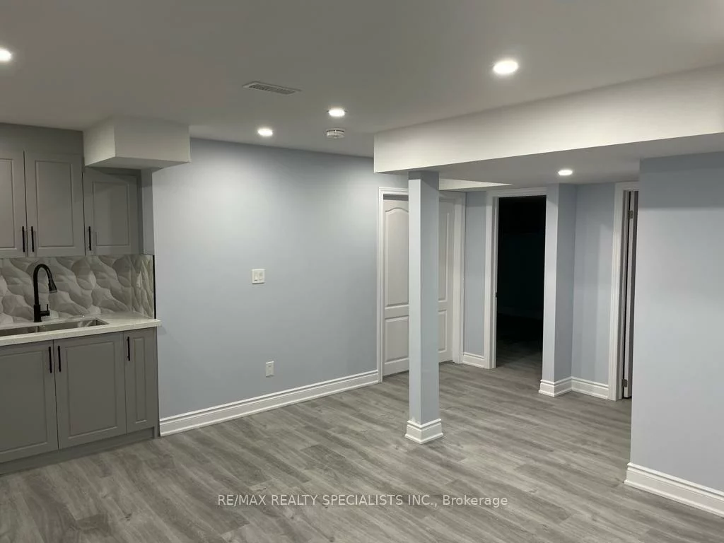 14, Forsyth, Credit Valley, Brampton