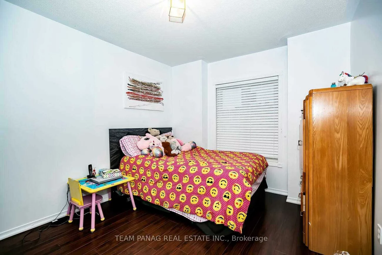 4, Queen Anne, Fletcher's Meadow, Brampton