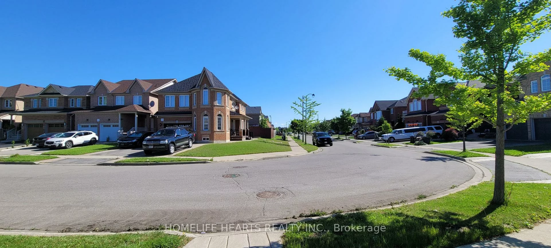 43, Turquoise, Bram East, Brampton