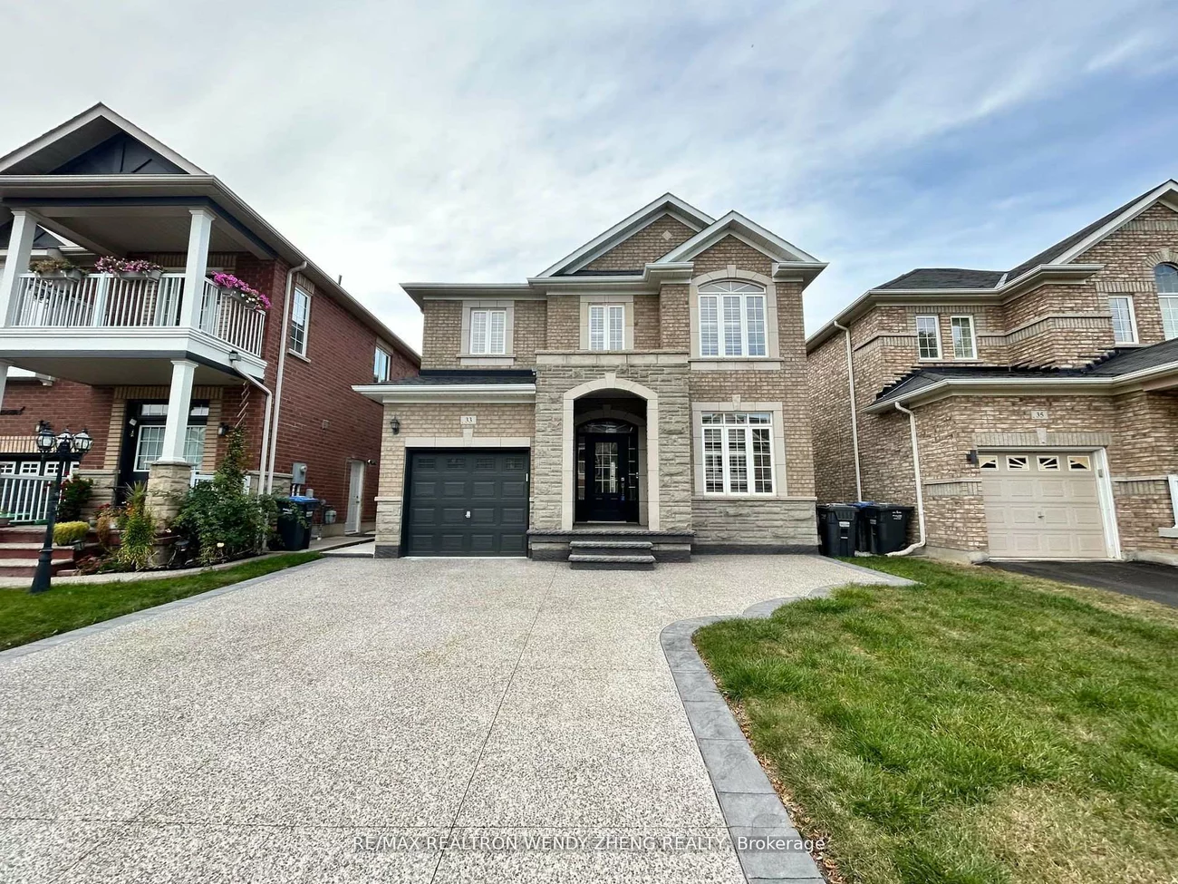 33, Begonia, Northwest Sandalwood Parkway, Brampton