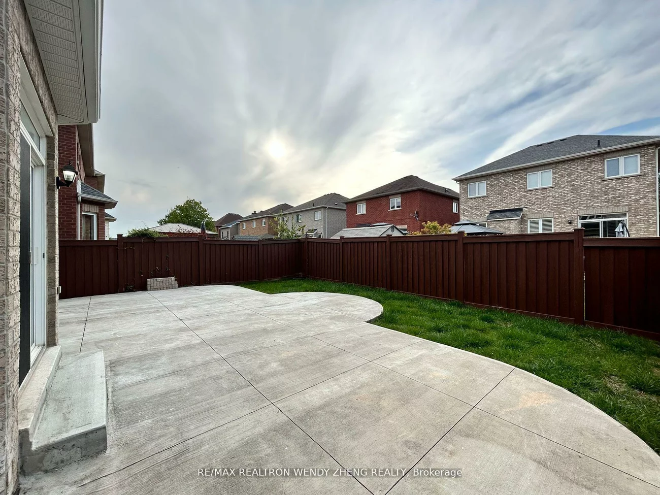 33, Begonia, Northwest Sandalwood Parkway, Brampton
