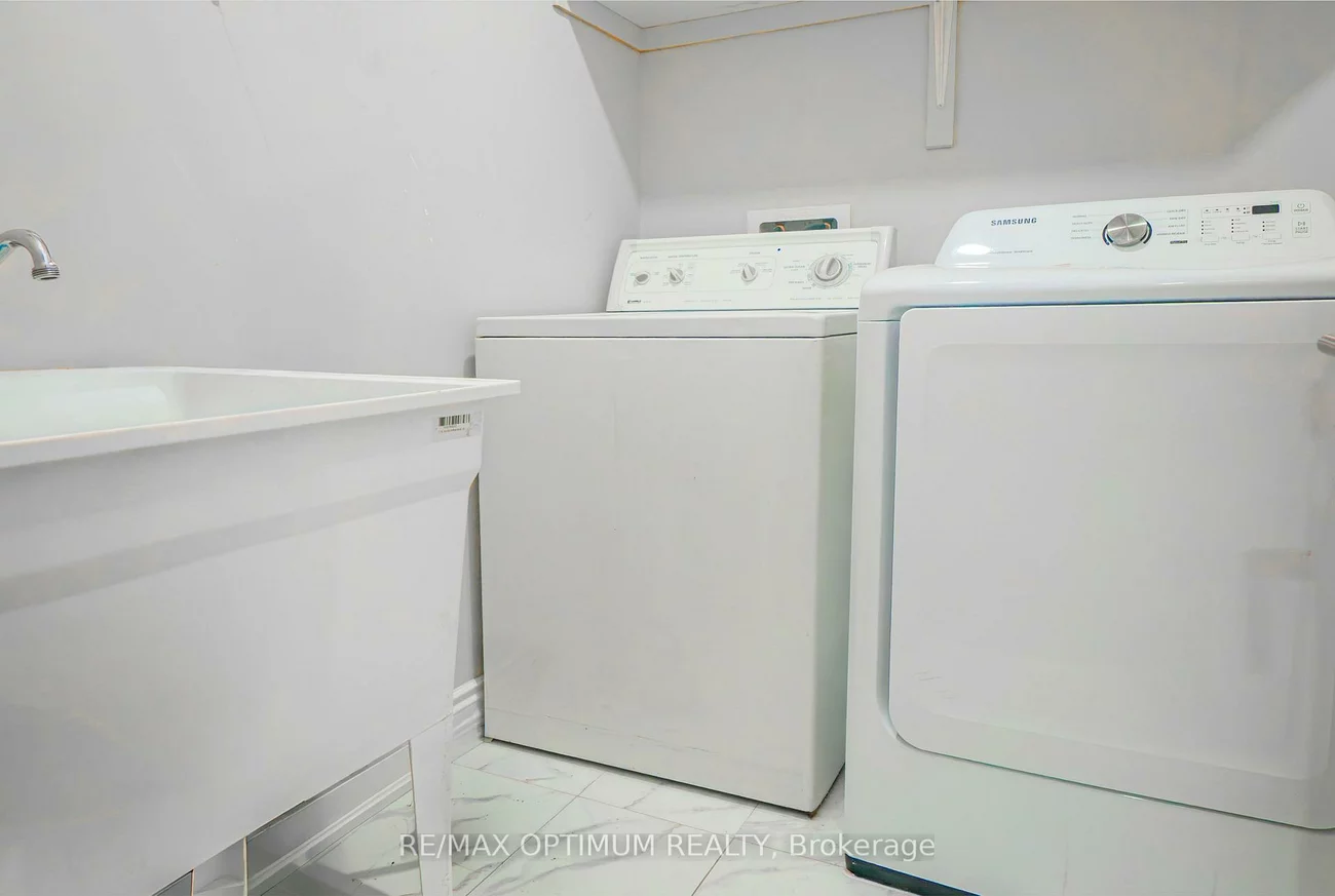 9, Fenchurch, Northwest Brampton, Brampton