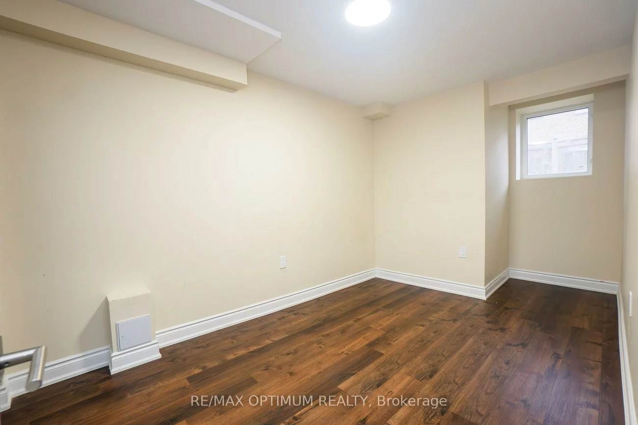 9, Fenchurch, Northwest Brampton, Brampton