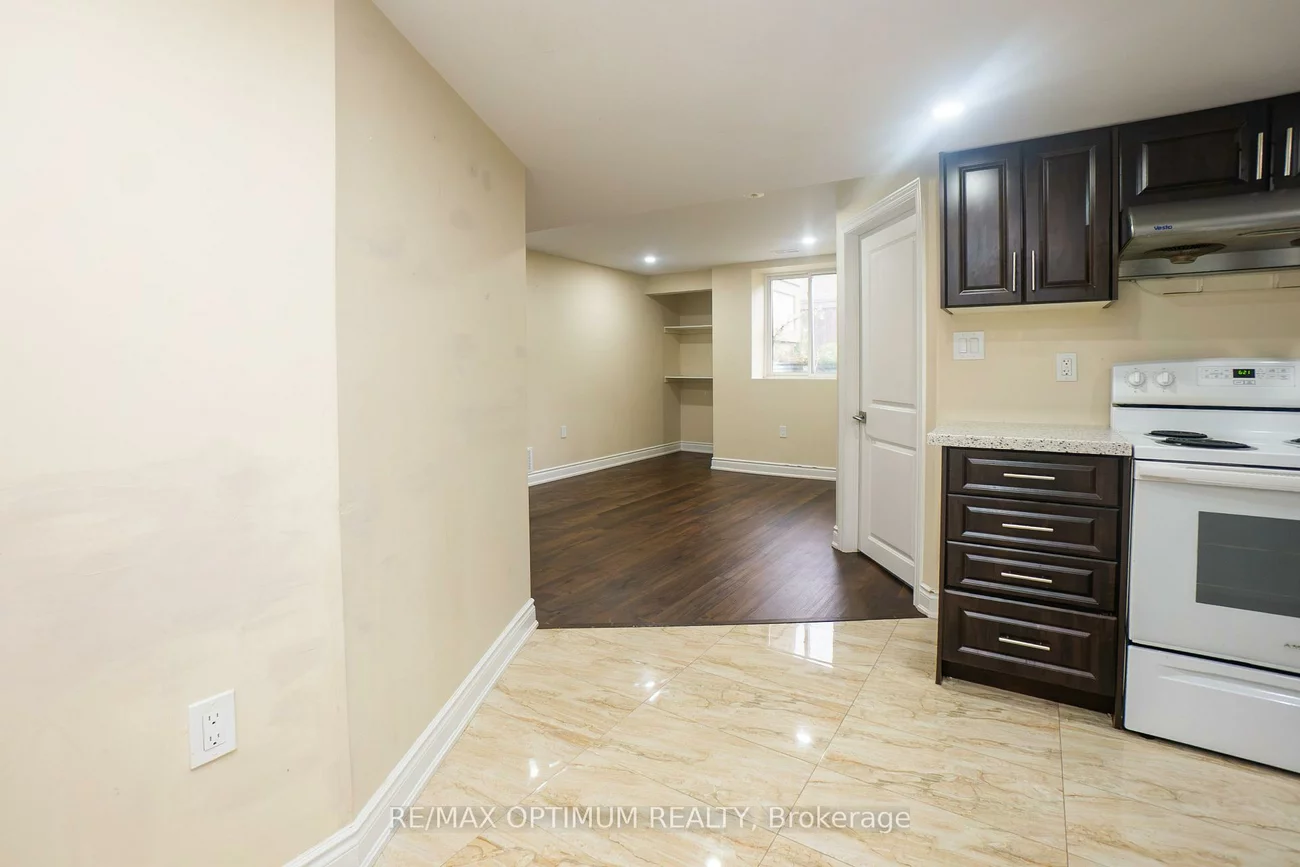 9, Fenchurch, Northwest Brampton, Brampton