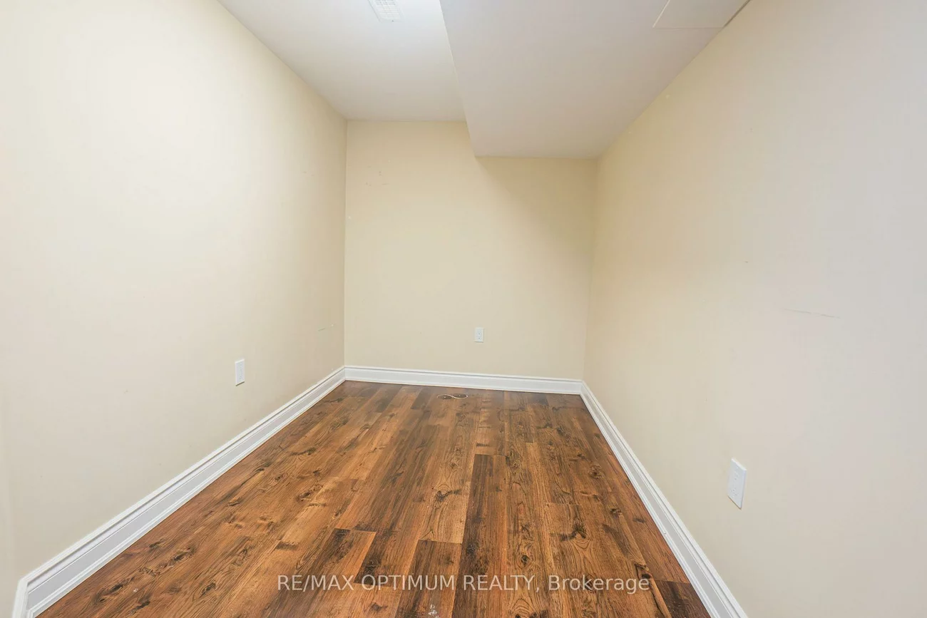 9, Fenchurch, Northwest Brampton, Brampton