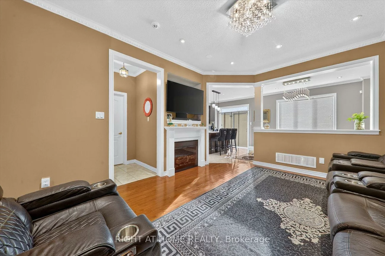 54, Boundbrook, Northwest Sandalwood Parkway, Brampton