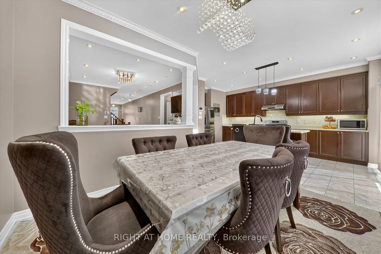 54, Boundbrook, Northwest Sandalwood Parkway, Brampton