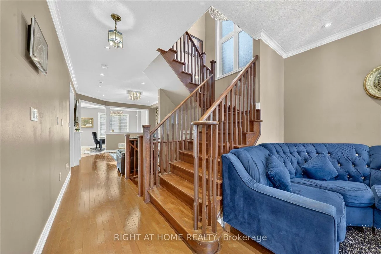 54, Boundbrook, Northwest Sandalwood Parkway, Brampton
