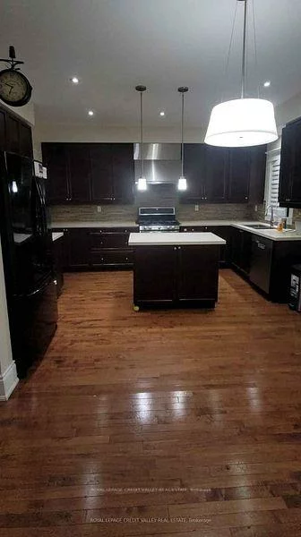 31, Crown Victoria Dr, Fletcher's Meadow, Brampton