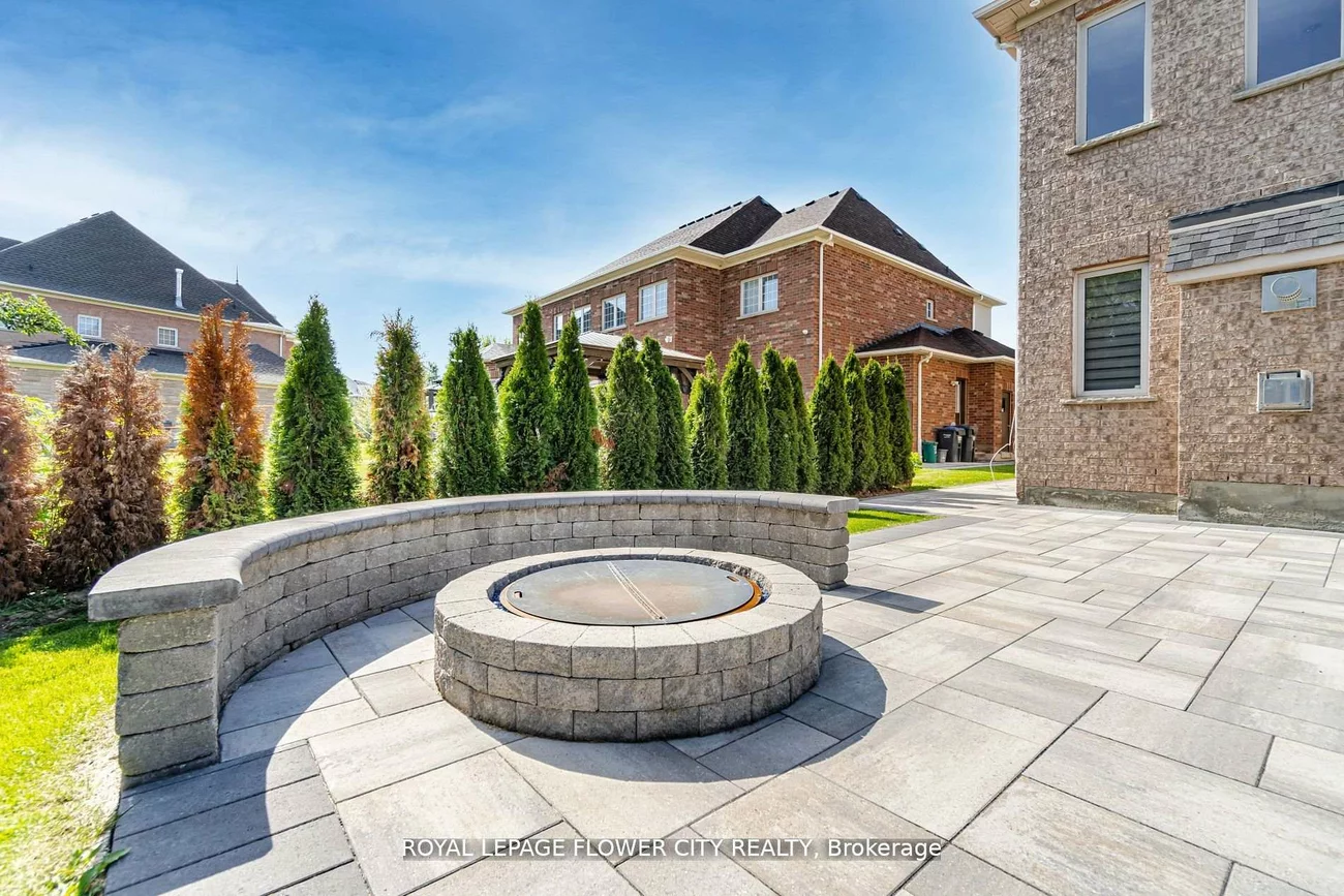 36, Louvain, Vales of Castlemore North, Brampton