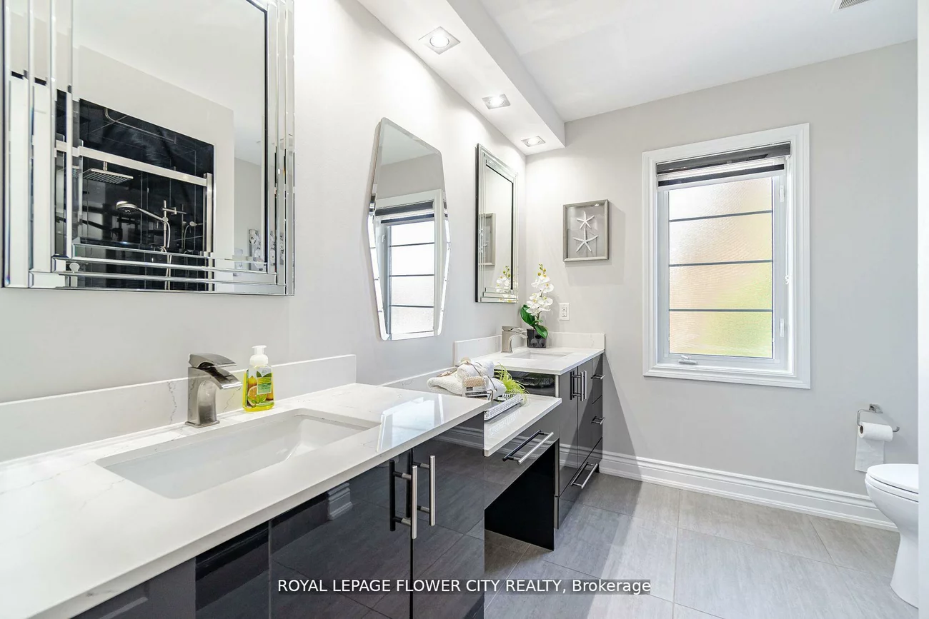 36, Louvain, Vales of Castlemore North, Brampton