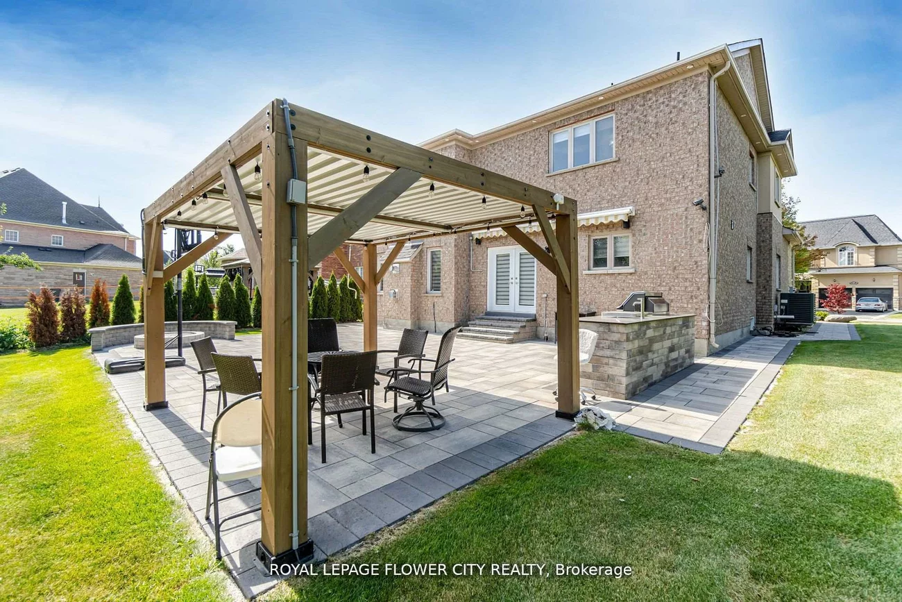 36, Louvain, Vales of Castlemore North, Brampton