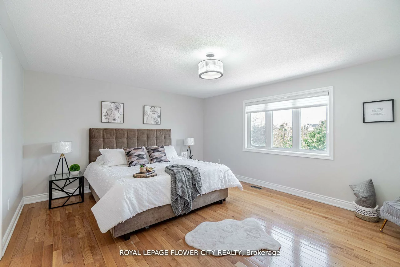 36, Louvain, Vales of Castlemore North, Brampton
