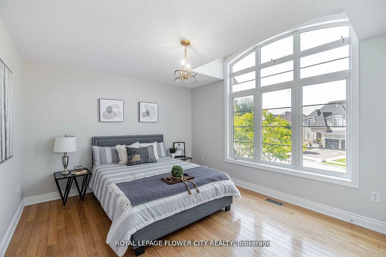 36, Louvain, Vales of Castlemore North, Brampton
