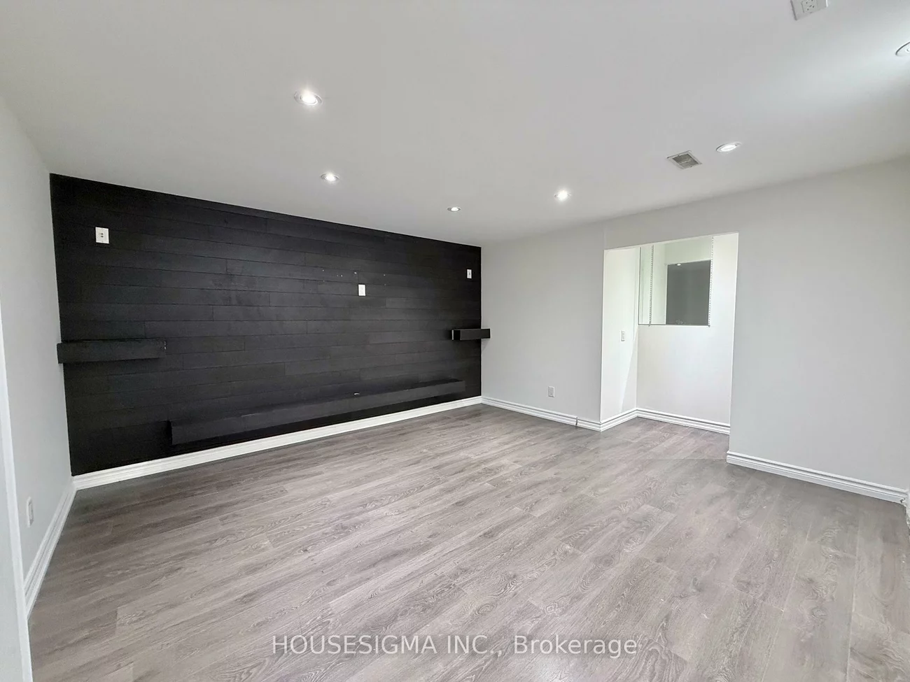 Lower- 50, Victoriaville, Credit Valley, Brampton