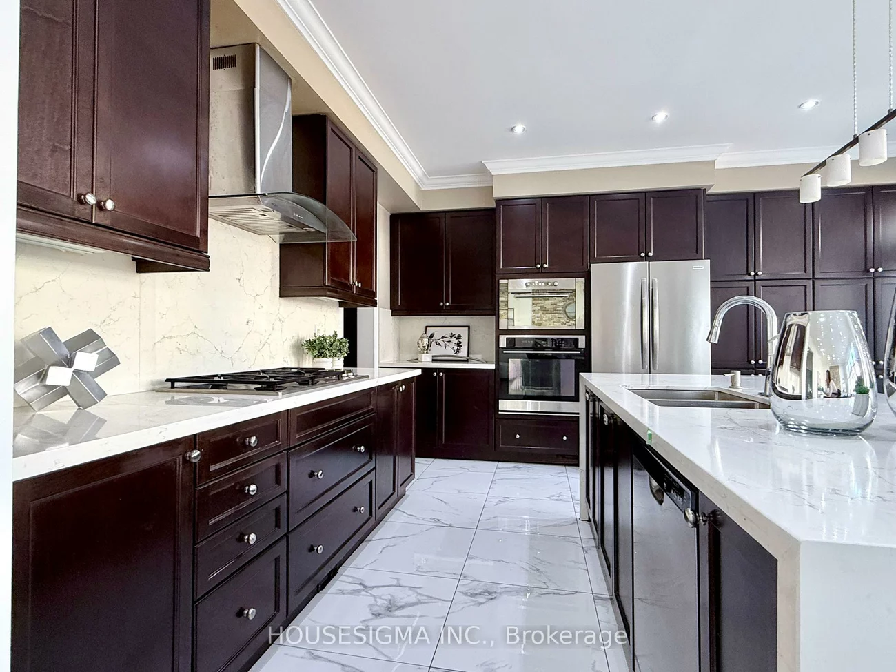 Lower- 50, Victoriaville, Credit Valley, Brampton