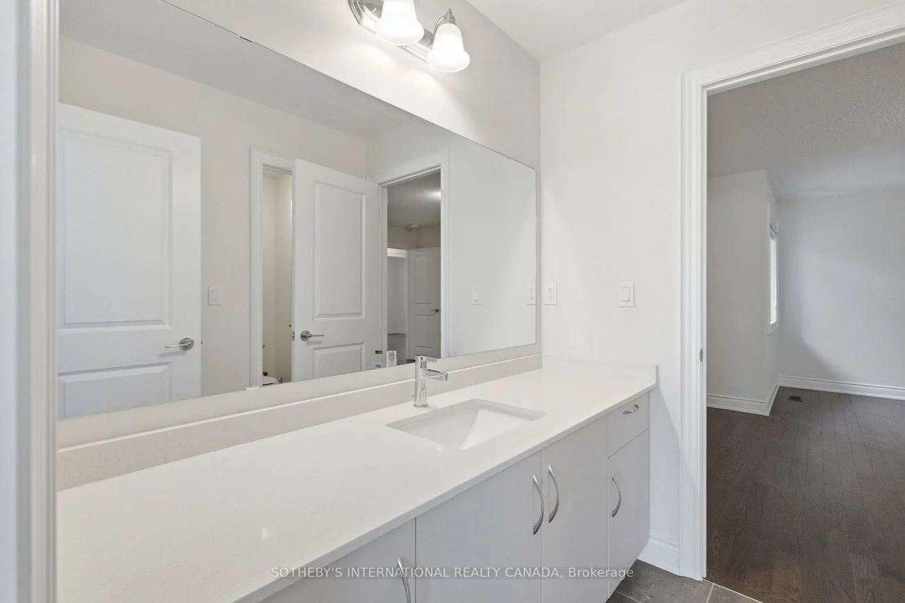 32, Bermondsey, Bram West, Brampton