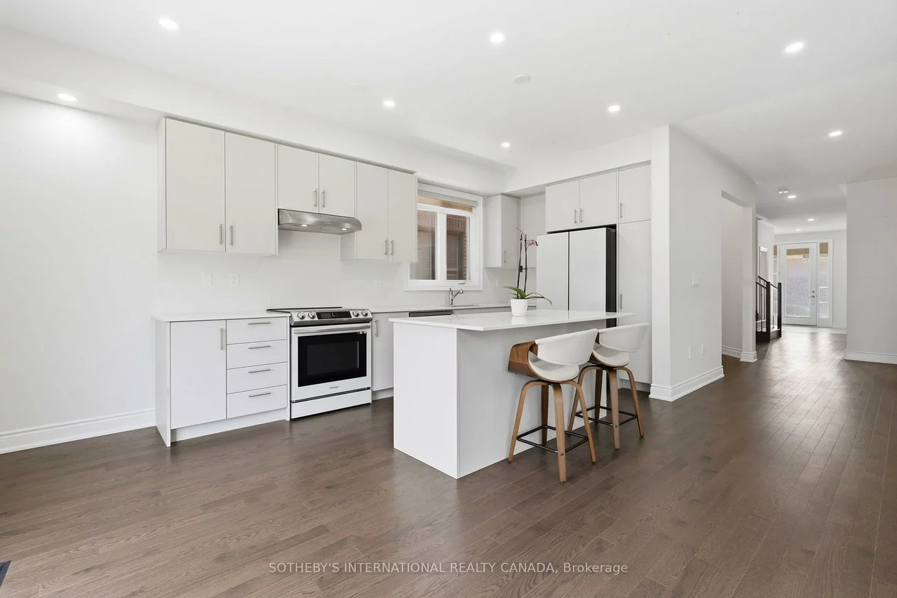 32, Bermondsey, Bram West, Brampton
