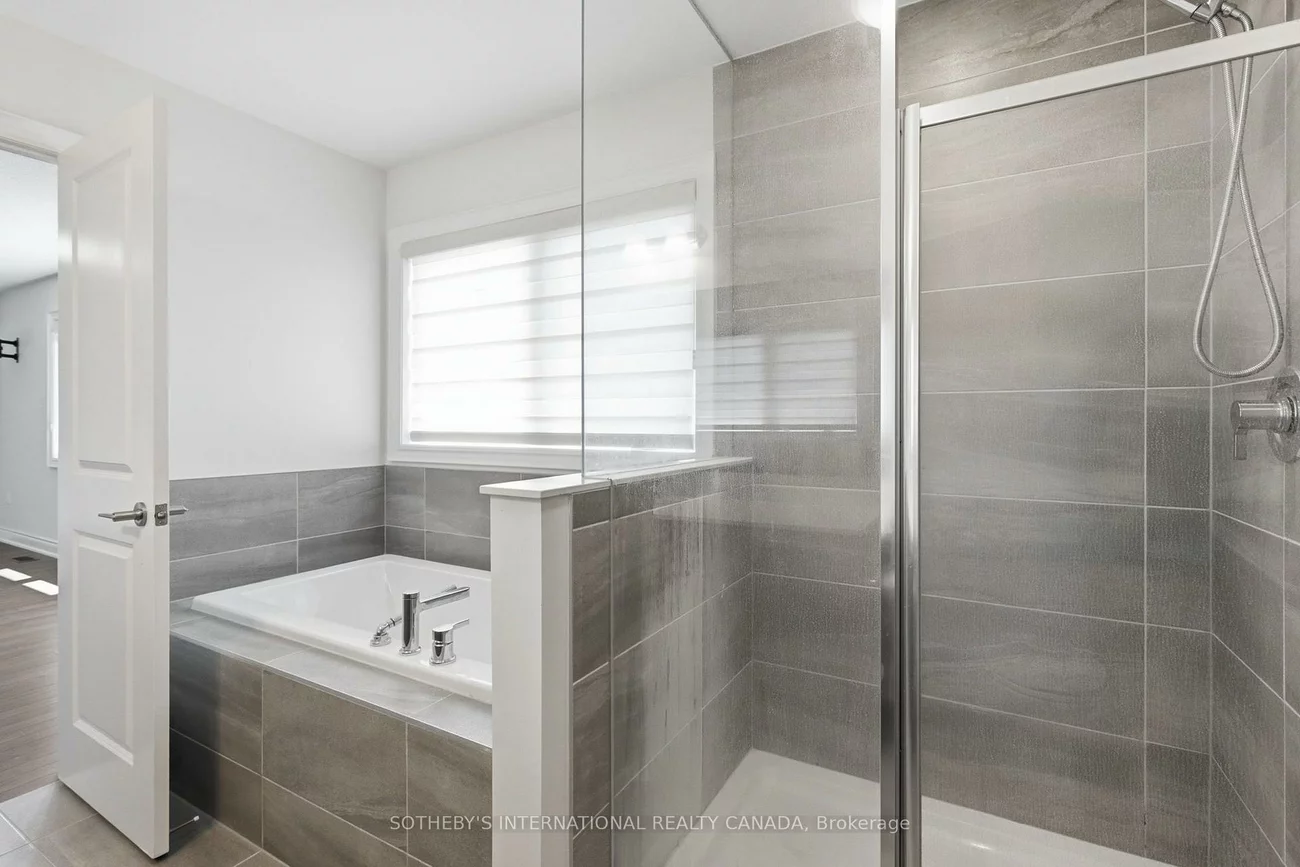 32, Bermondsey, Bram West, Brampton