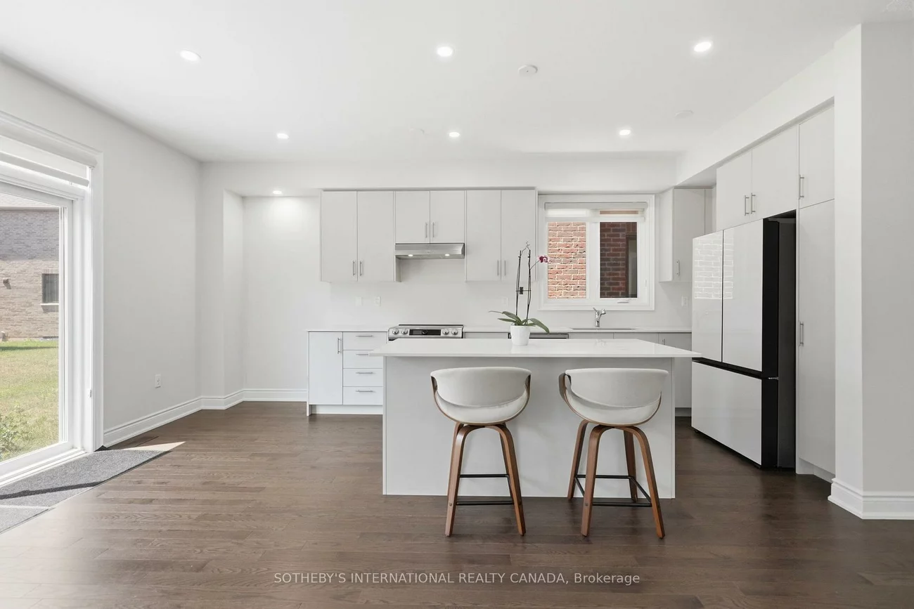 32, Bermondsey, Bram West, Brampton